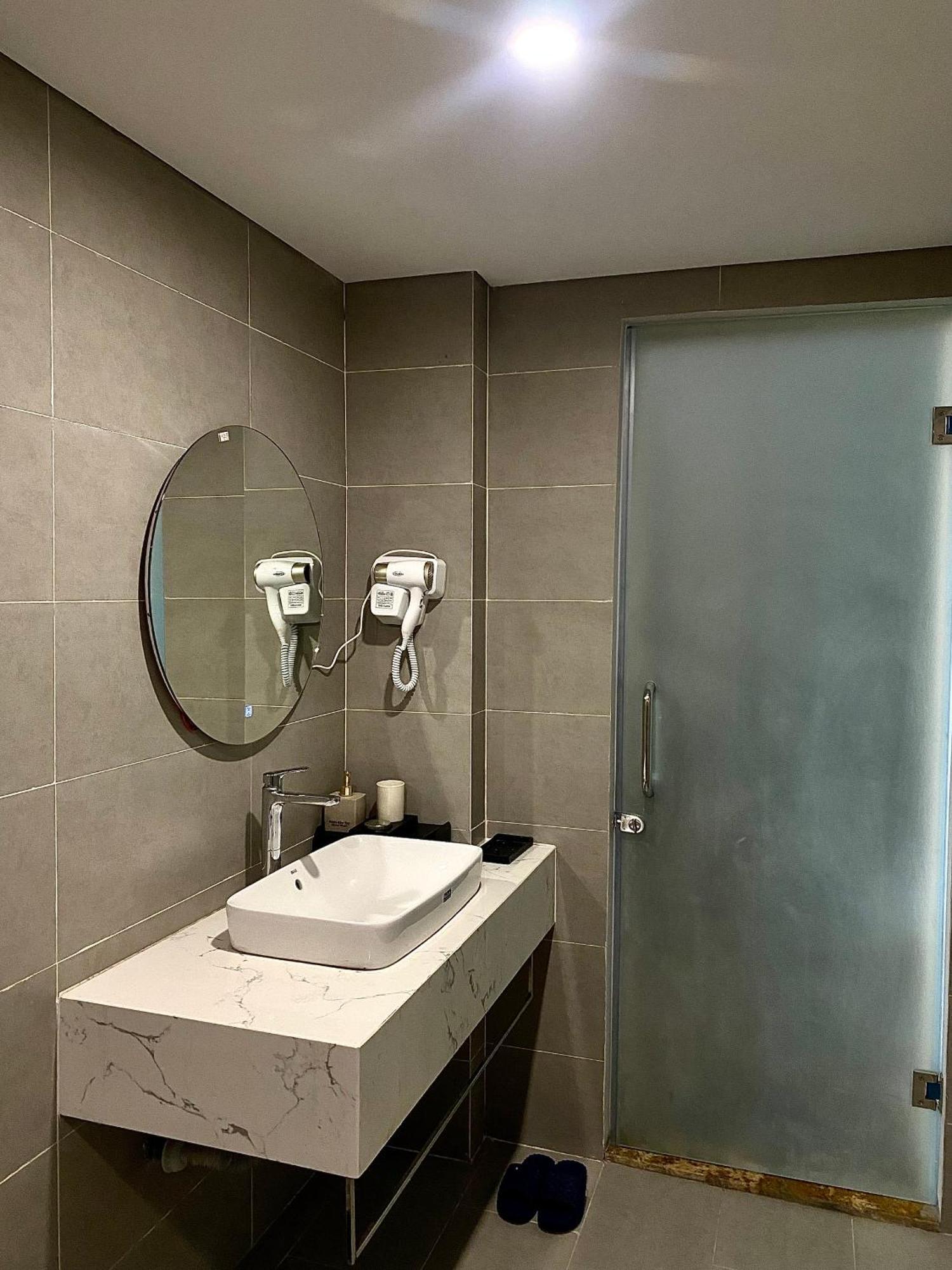 Milash Boutique Hotel Hạ Long-öböl Kültér fotó